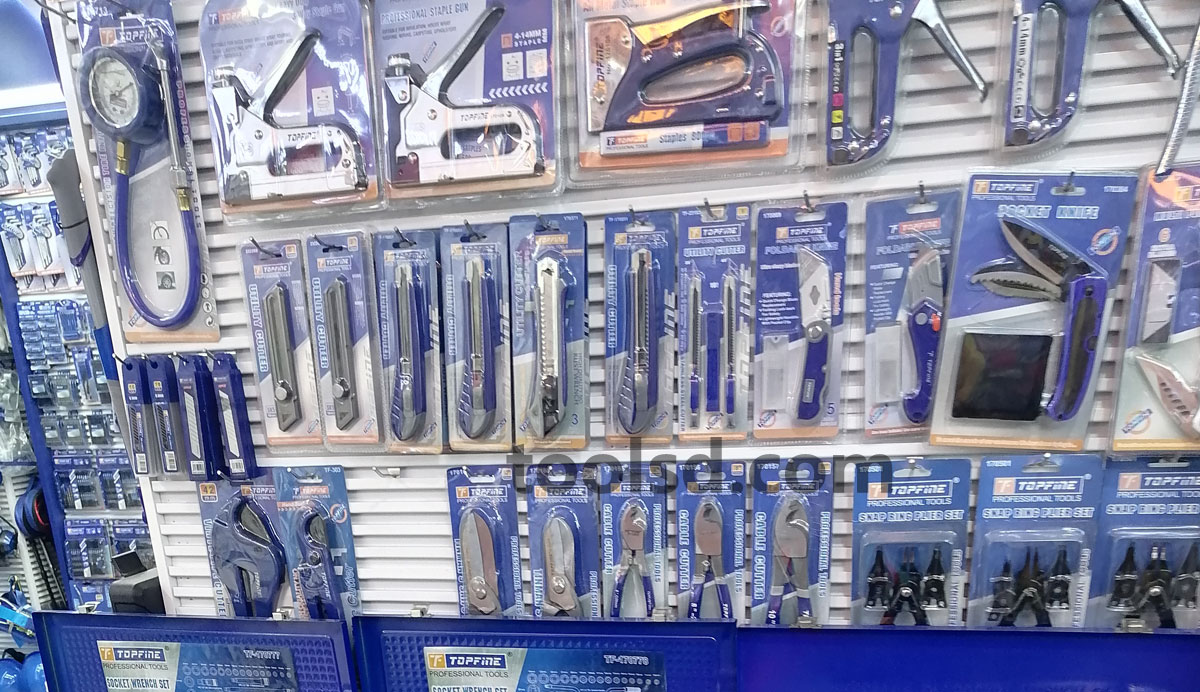 CT-025 Heavy-Duty Staple Gun & Tacker Assortment