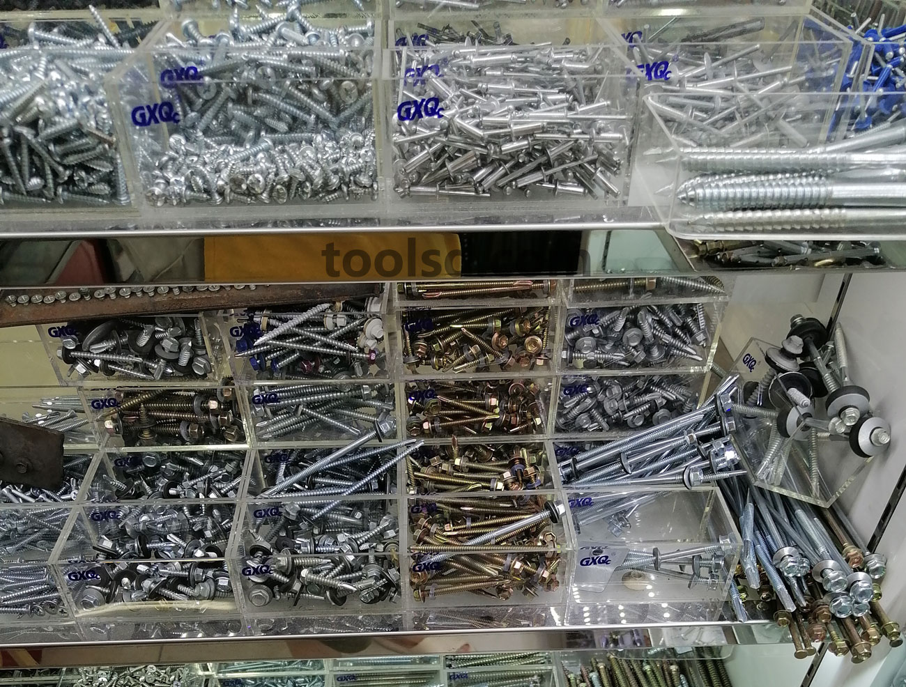 LD-398 Carbon Steel Self-Drilling Screws Roofing Screws Hex Head EPDM Washer Yellow Zinc | Wholesale Supplier