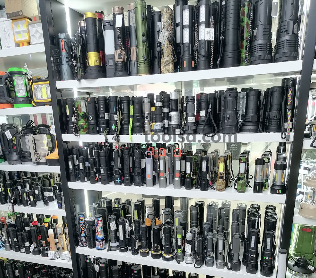 LD-411 Aluminum Alloy LED Tactical Flashlight Zoomable XML T6 Rechargeable | Wholesale Supplier